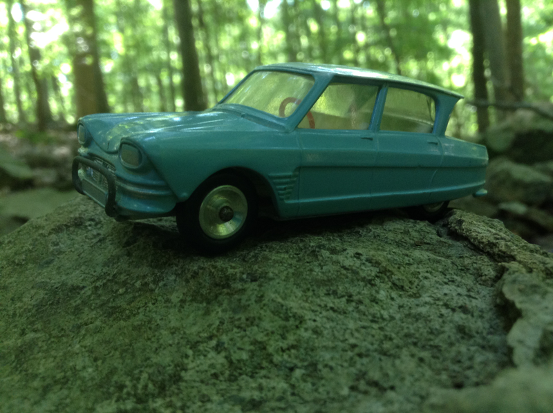 Illustration for article titled French Friday: Say Bonjour To My Petit Ami (Auto History)